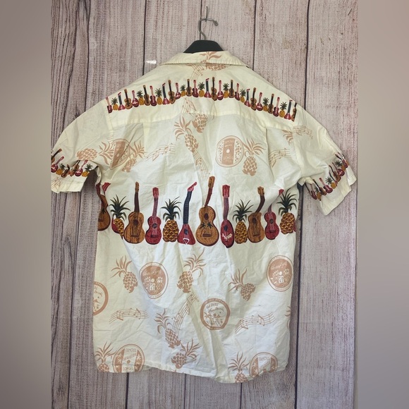 Vintage Mens Guitar Hawaiian Shirt size XL - Picture 3 of 9